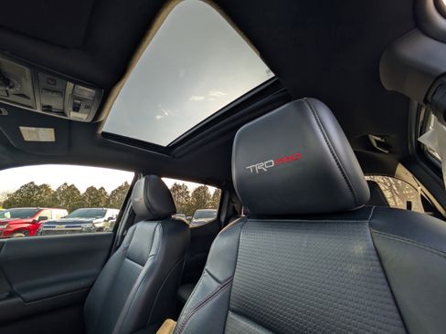 Used 2023 Toyota Tacoma TRD Pro image 6