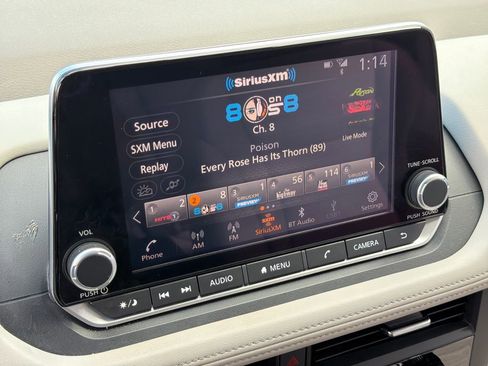 Used 2023 Nissan Rogue SV image 7