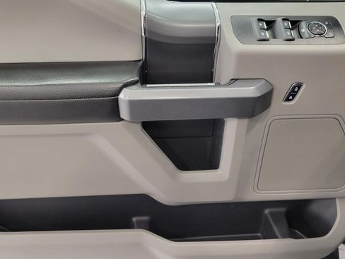 Certified 2017 Ford F150 XLT w/ Equipment Group 302A Luxury AWD/4WD image 79