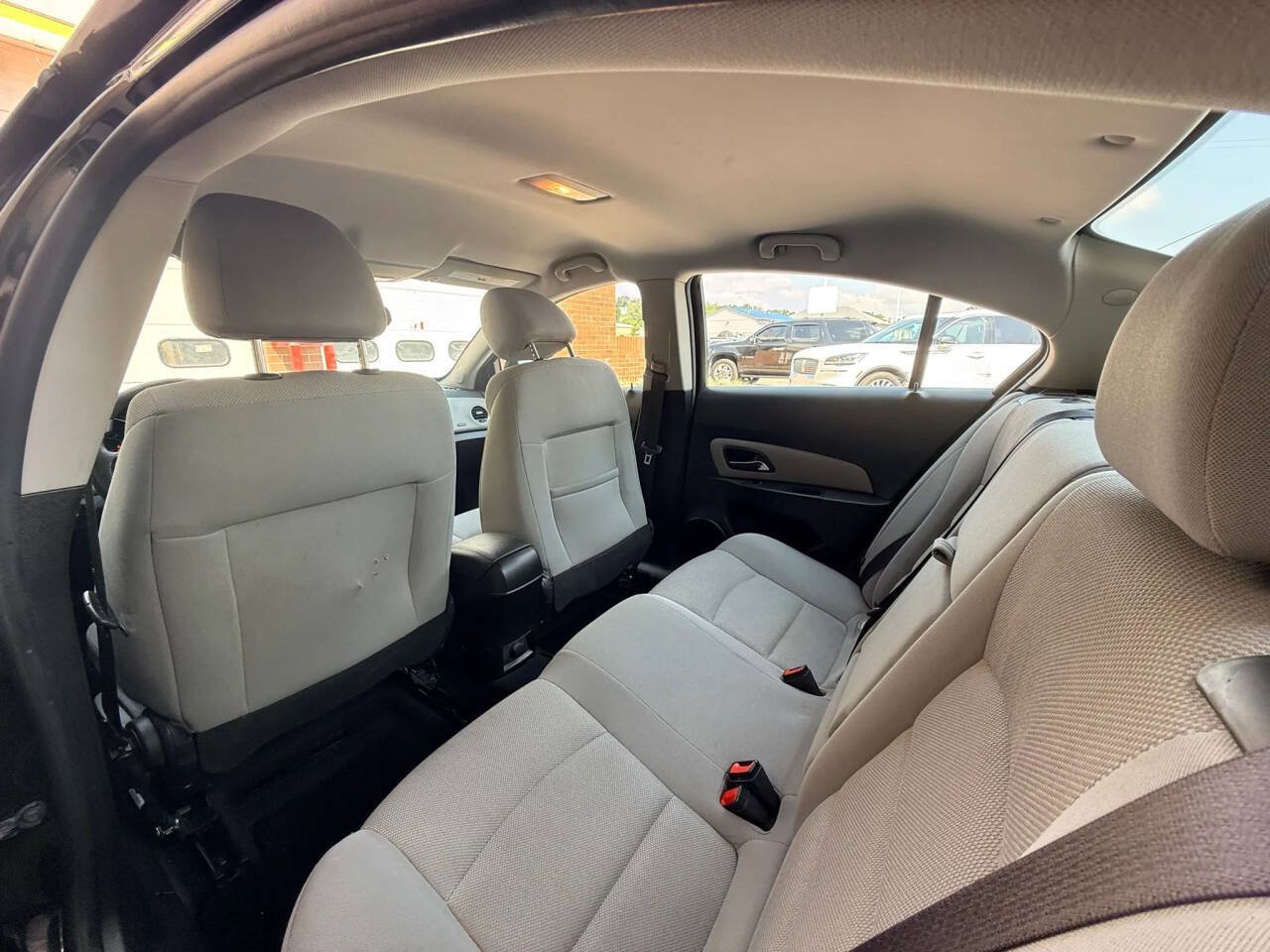 Used 2015 Chevrolet Cruze LT FWD image 14