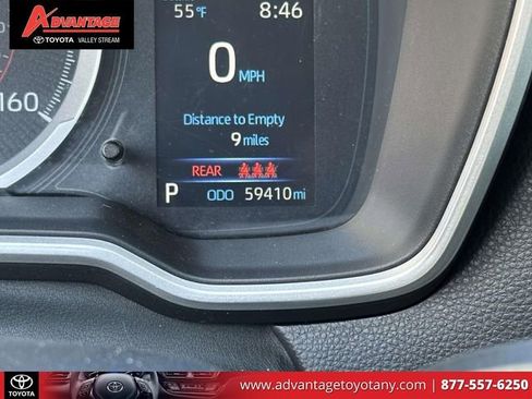 Used 2019 Toyota Corolla SE w/ SE Option Package FWD image 27