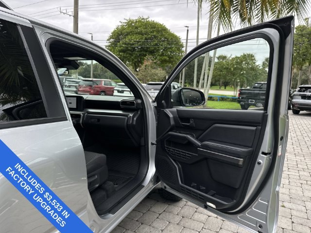 Used 2026 Toyota 4Runner SR5 RWD image 23