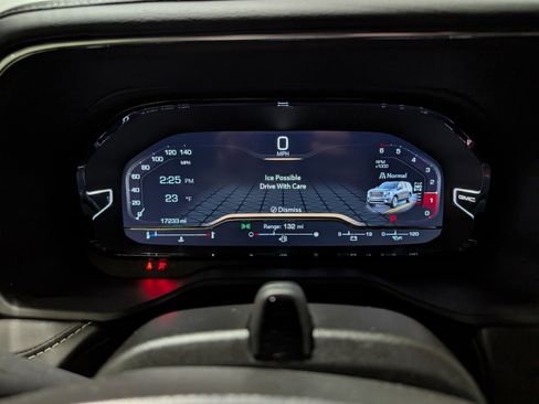 Used 2024 GMC Yukon Denali Ultimate image 21