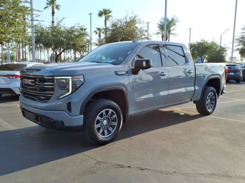 Used 2024 GMC Sierra 1500 AT4 w/ Technology Package AWD/4WD image 8