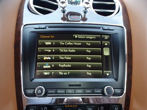 Used 2014 Bentley Continental GT image 22