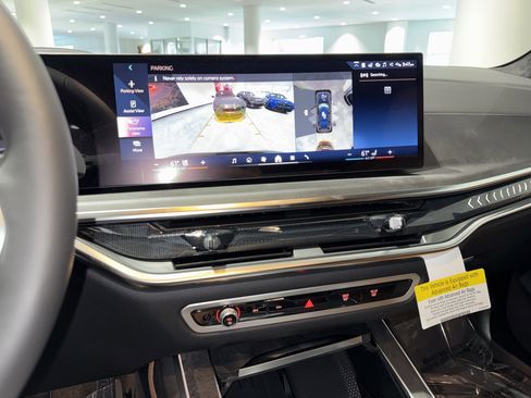 New 2026 BMW X7 xDrive40i w/ M Sport Package image 19