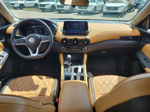 Used 2024 Nissan Sentra SV w/ SV Premium Package FWD image 15