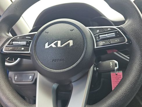 Used 2024 Kia Forte LXS FWD image 16
