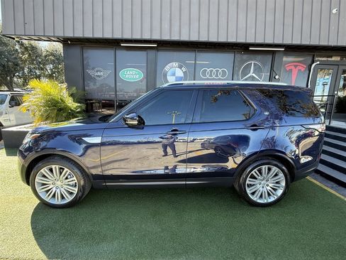 Used 2018 Land Rover Discovery HSE image 7