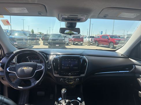 Used 2020 Chevrolet Traverse LT w/ LT Premium Package AWD/4WD image 29