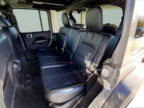 Used 2021 Jeep Wrangler Unlimited Sahara w/ Cold Weather Group image 27