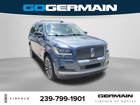Certified 2022 Lincoln Navigator Reserve AWD/4WD image 5