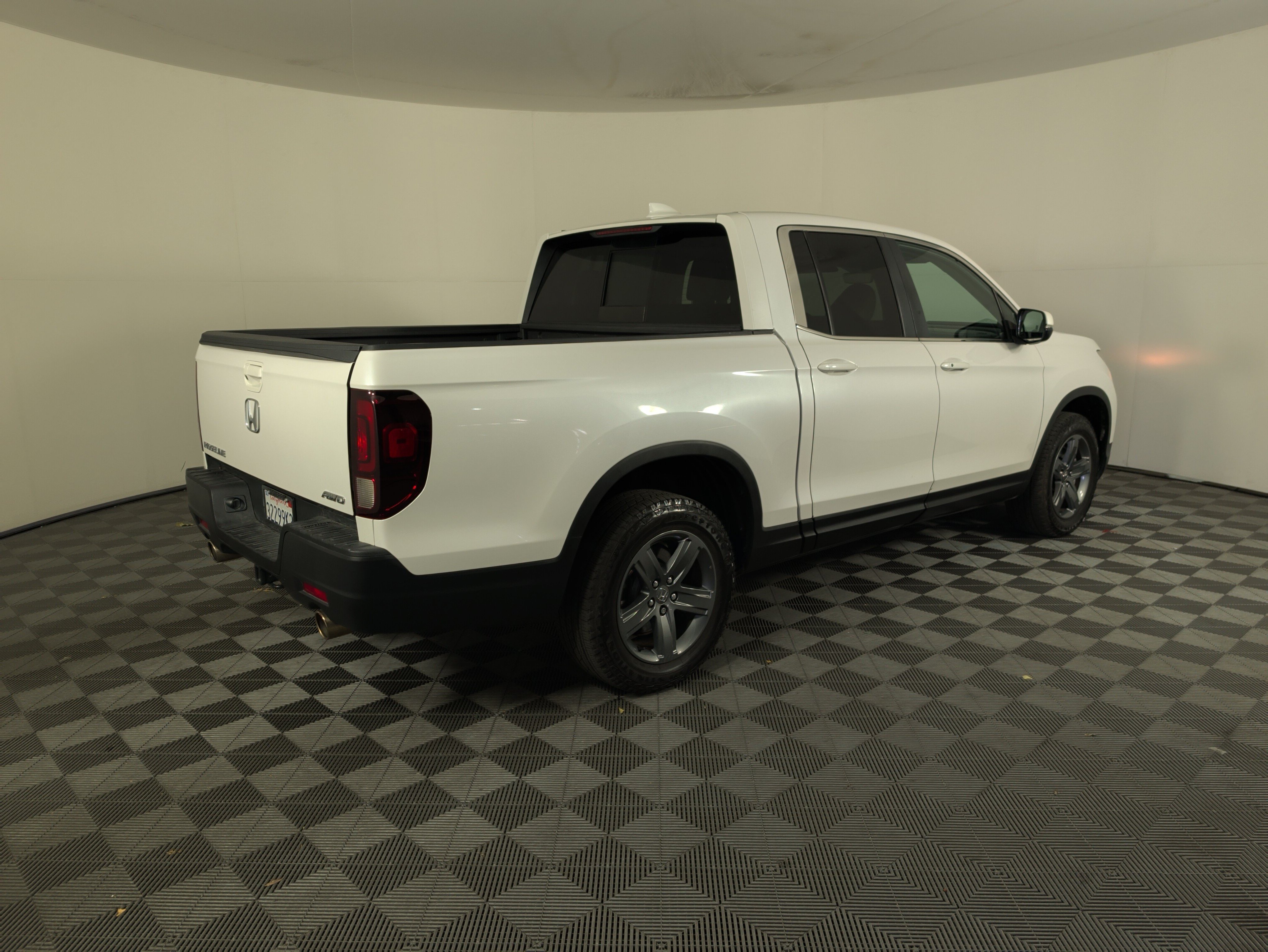 Certified 2023 Honda Ridgeline RTL image 4