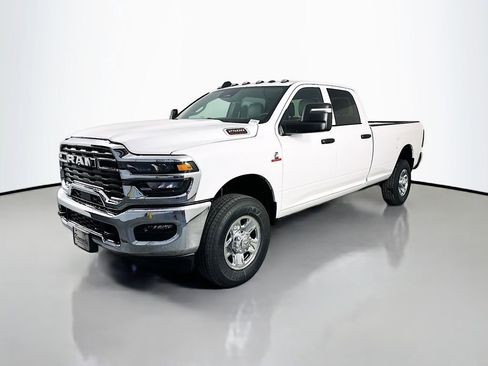 New 2026 RAM 2500 Tradesman AWD/4WD image 3