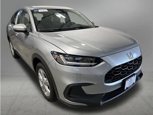 Certified 2024 Honda HR-V LX image 9