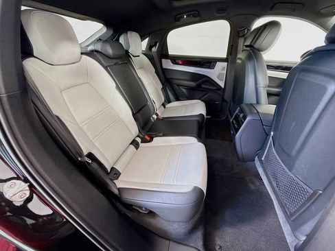 New 2026 Porsche Cayenne S image 19