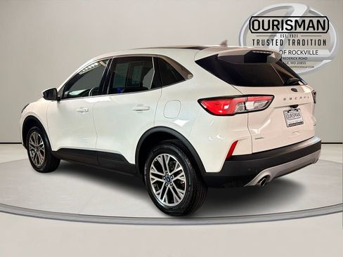 Used 2022 Ford Escape SEL image 6