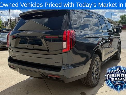 Used 2025 Ford Expedition Max Platinum w/ Stealth Performance Package AWD/4WD image 5