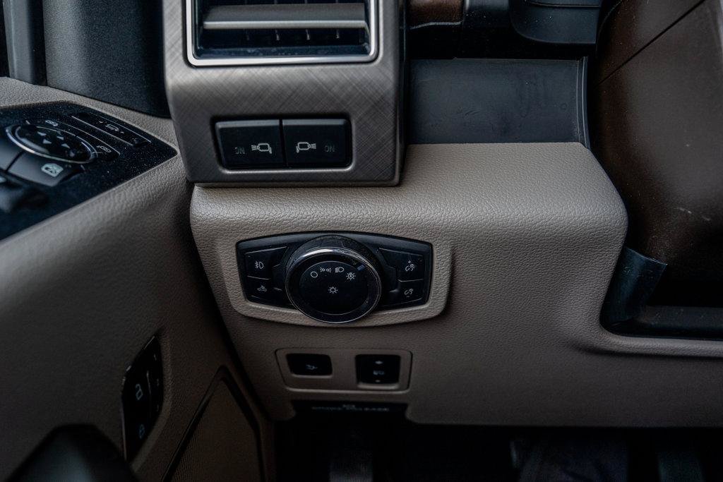 Used 2019 Ford F250 Limited w/ FX4 Off-Road Package AWD/4WD image 36