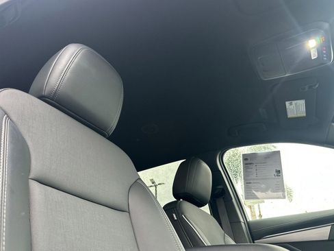 Used 2025 Buick Enclave Preferred image 22