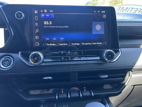 Used 2024 Chevrolet Colorado Trail Boss w/ Advanced Trailering Package image 24