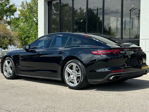 Used 2019 Porsche Panamera image 7
