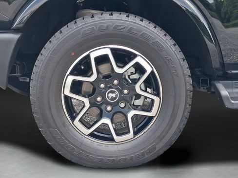 Used 2026 Ford Bronco Outer Banks AWD/4WD image 10