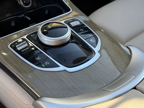 Certified 2018 Mercedes-Benz GLC 300 image 25