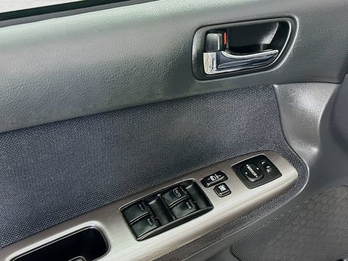 Used 2006 Toyota Camry FWD image 21
