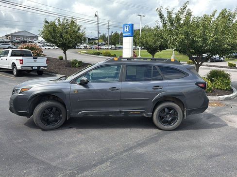 Used 2022 Subaru Outback Wilderness AWD/4WD image 4