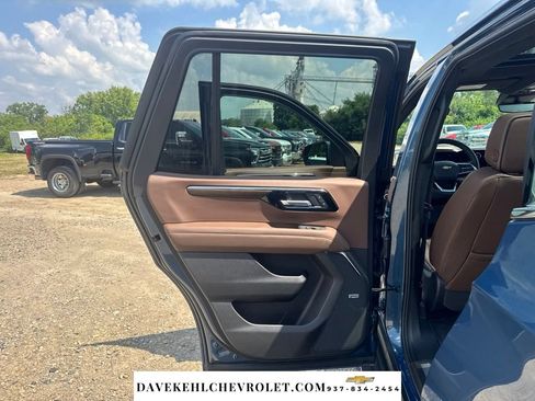 Used 2026 Chevrolet Tahoe High Country w/ Sun And Tow Package AWD/4WD image 84