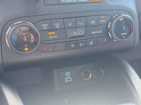 Used 2022 Ford Bronco Sport Outer Banks w/ Tech Package AWD/4WD image 24