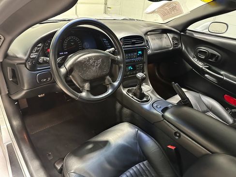 Used 2003 Chevrolet Corvette Z06 w/ Memory Package, 3 Drivers RWD image 23