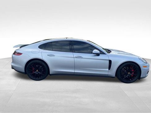 Used 2018 Porsche Panamera 4 AWD/4WD image 10