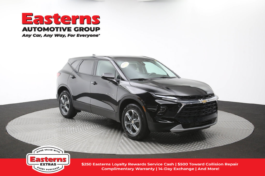 Used 2025 Chevrolet Blazer LT FWD image 52