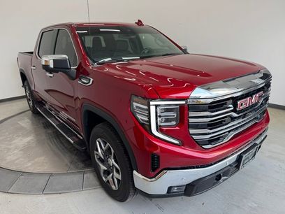 Used 2025 GMC Sierra 1500 SLT
