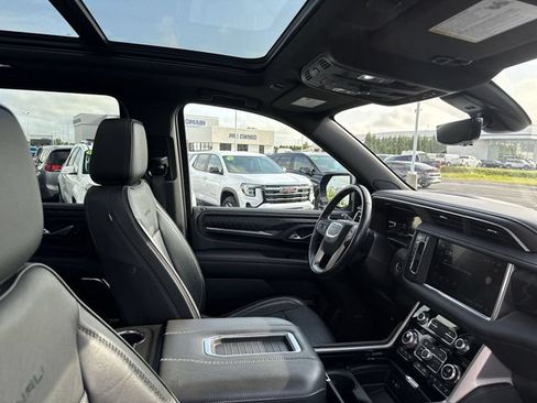 Used 2022 GMC Yukon Denali w/ Denali Reserve Package AWD/4WD image 20