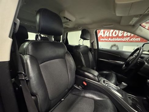 Used 2015 Dodge Journey Crossroad w/ Flexible Seating Group image 10
