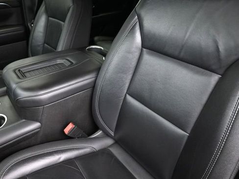 Used 2021 Chevrolet Tahoe LT image 17