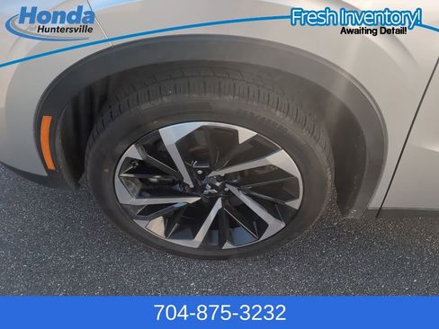 Used 2022 Mitsubishi Outlander ES image 9