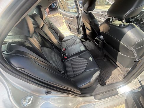 Used 2022 Toyota Camry SE FWD image 15