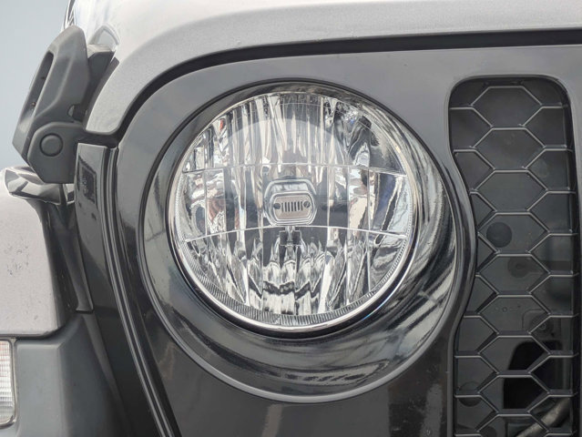 Used 2022 Jeep Gladiator Sport AWD/4WD image 9