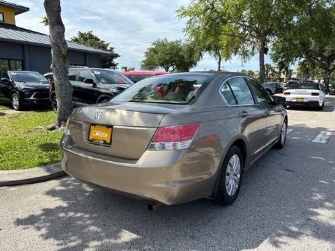 Used 2010 Honda Accord LX image 7