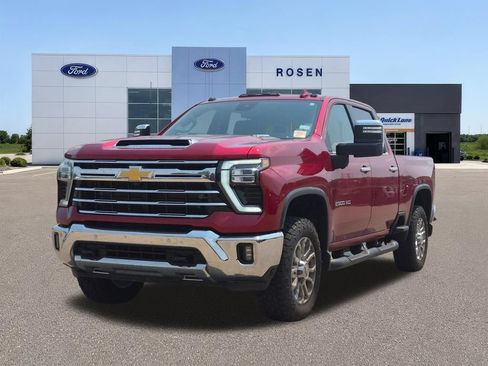 Used 2024 Chevrolet Silverado 2500 LTZ w/ LTZ Convenience Package AWD/4WD image 7