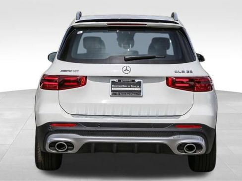 New 2025 Mercedes-Benz GLB 35 AMG 4MATIC image 5