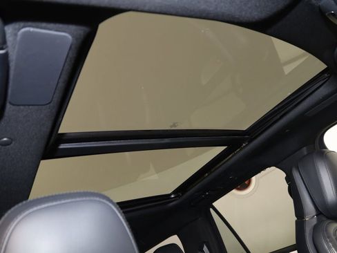 Used 2024 Lincoln Navigator L Reserve image 11