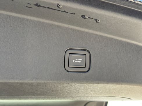 New 2026 Cadillac Lyriq V image 10