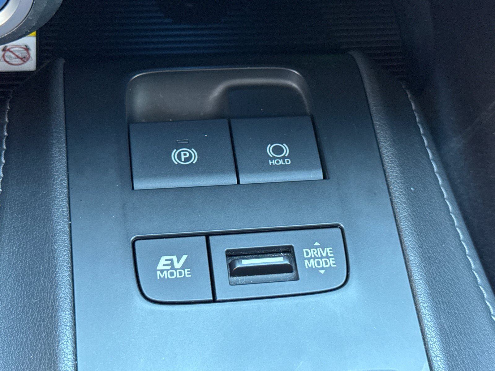 Used 2021 Toyota Venza LE w/ Carpet Mat Package (TMS) AWD/4WD image 29
