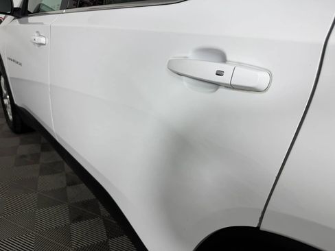 Used 2021 Chevrolet Traverse LS w/ LPO, Floor Liner Package FWD image 25