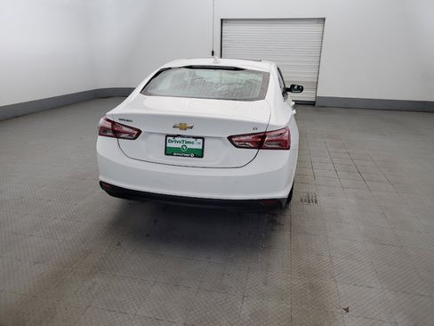 Used 2022 Chevrolet Malibu LT FWD image 7